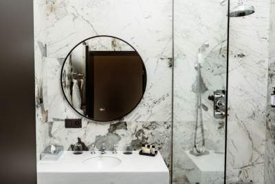 → Royal Beaulaincourt · Hôtel 4 étoiles Hauts de France Béthune - salle de bain